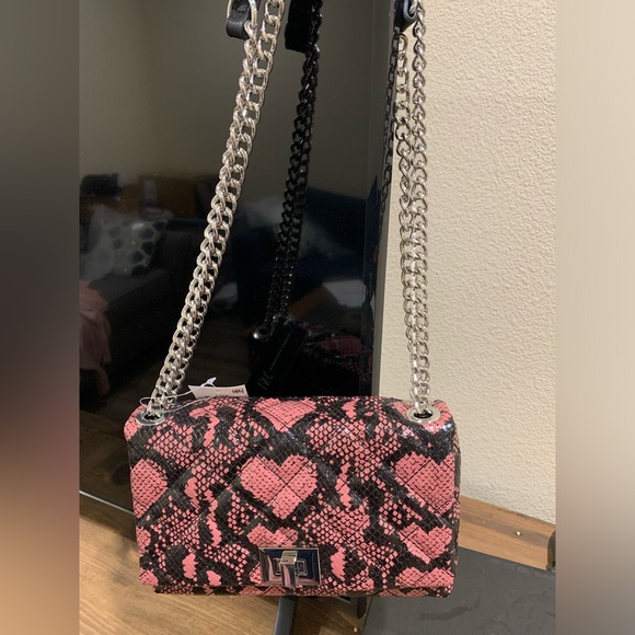 NWT International Concepts Soft Mini Heart Ajae Shoulder Bag - Picture 10 of 11